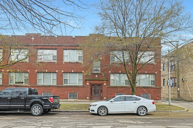 Photo - 1343 W 80th St Unit 1