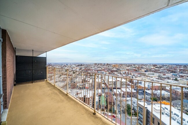 Building Photo - 6040 JFK Blvd E Unit 17M