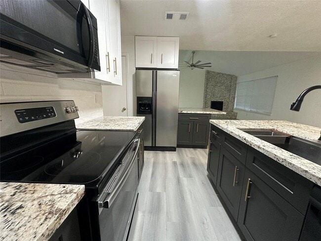 Photo - 5726 Yorkgate Dr