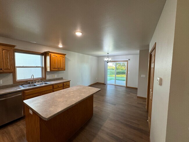 Photo - 1221 Trailside Terrace