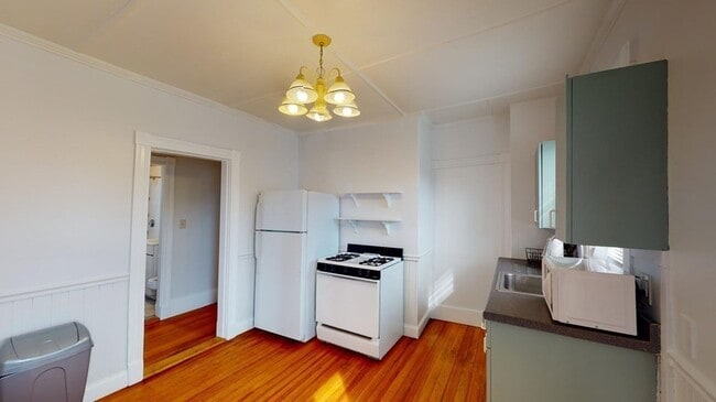 Photo - 123 Boston St Unit 2