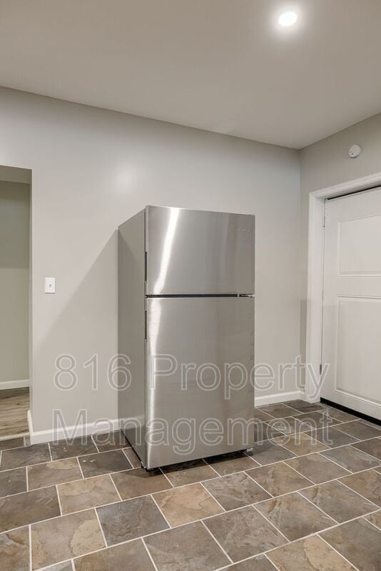 Photo - 8718-8720 E Winner Rd