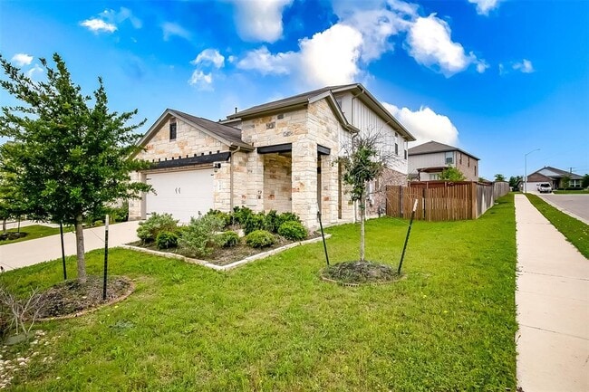 Photo - 100 Earl Keen St