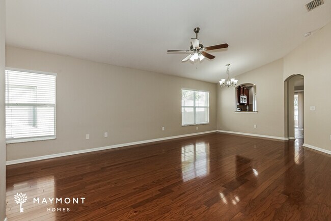 Photo - 911 Seminole Sky Dr