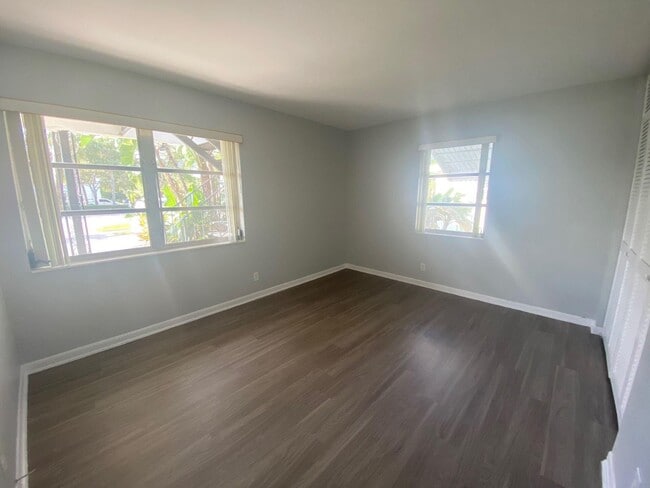 Photo - 612 Prosperity Farms Rd Unidad 1