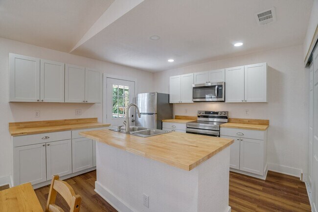 23393 Nameless Rd