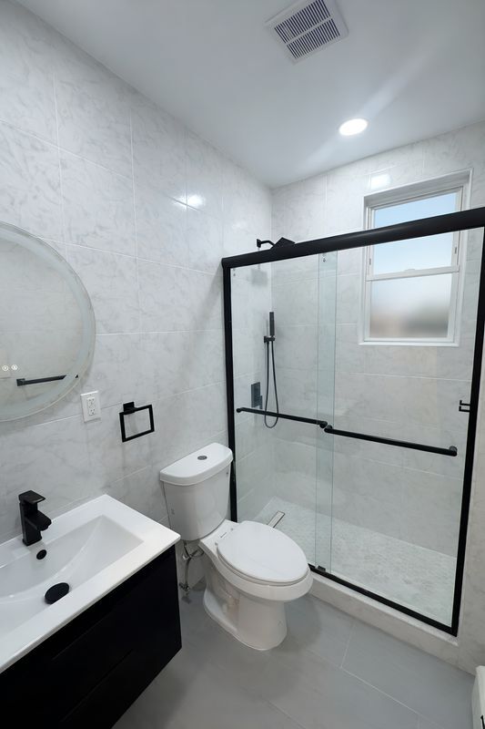 Photo - 377 Jerome St