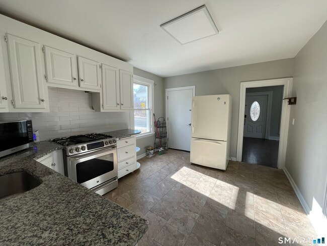 Photo - 98 Carroll St