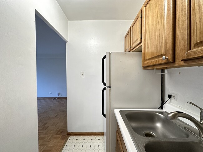 Photo - 4180 N Marine Dr Unidad 216