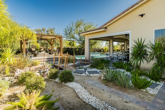 Photo - 8396 Sweetwater Creek Way