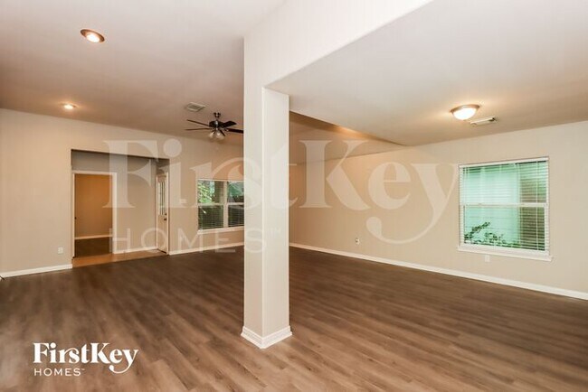 Photo - 3922 Cary Creek Dr