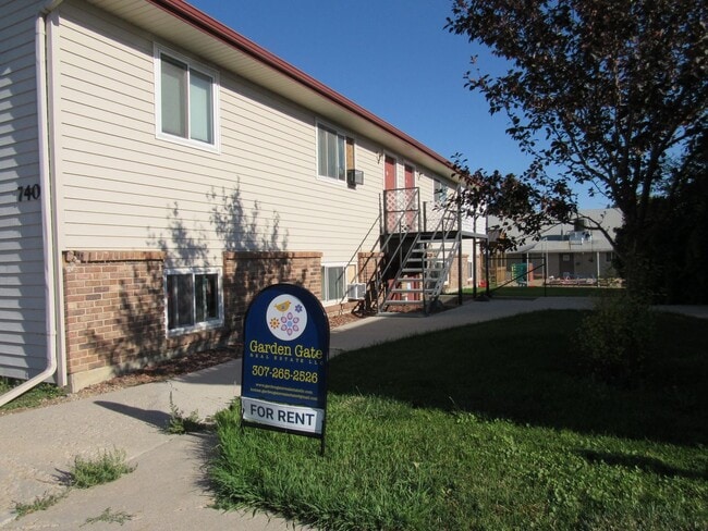 Building Photo - 740 2nd St Unit 740 2nd St.  2