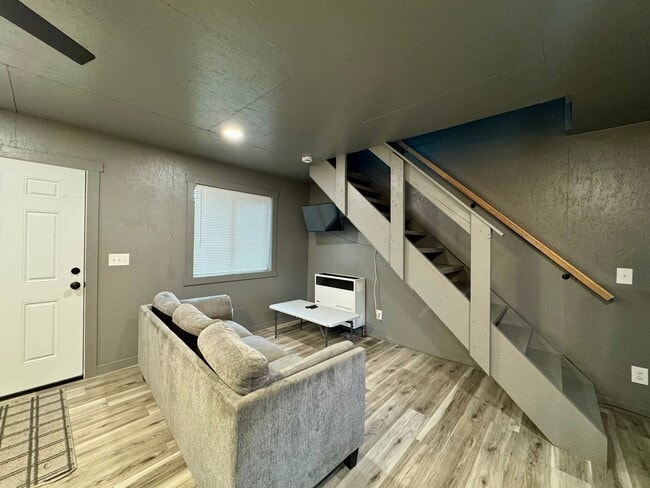 Photo - 34420 Thorpe Ct Unidad 1