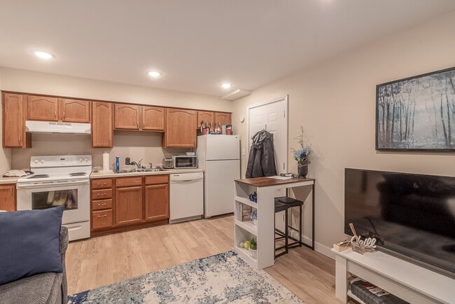 Photo - 157 E Welcome Ave Unit 1