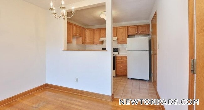 Photo - 268 Grove St Unit 8