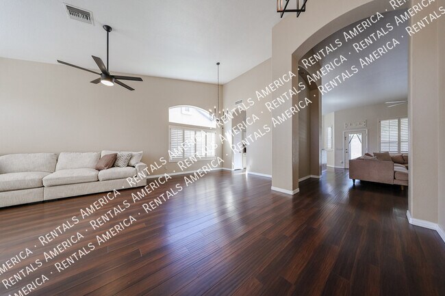 Photo - 6126 E Juniper Ave