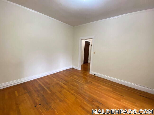 Photo - 17-19-19 Washington St S Unit 107