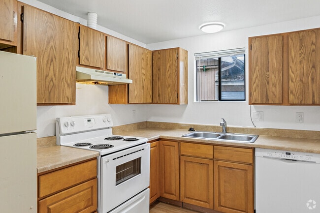 Building Photo - 503 Houser Way S Unit #3