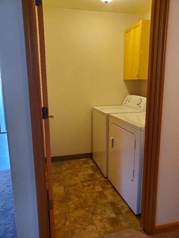 Photo - 2019 Simpson Ave