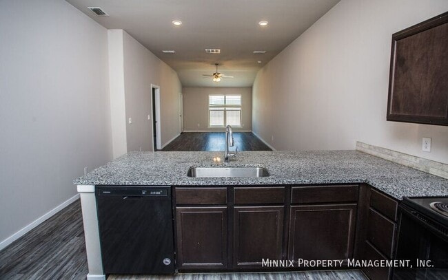 Photo - 1639 133rd St