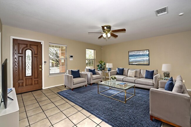 Photo - GREAT LOCATION: 1604 & SHAENFIELD | 3 BEDS | 2 BATHS | MOVE IN READY