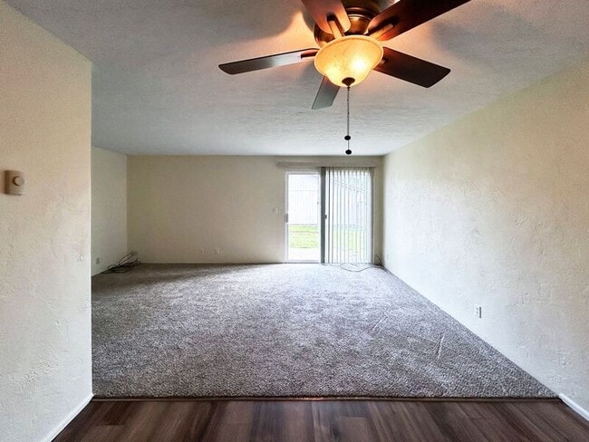 Photo - 267 S 40th St