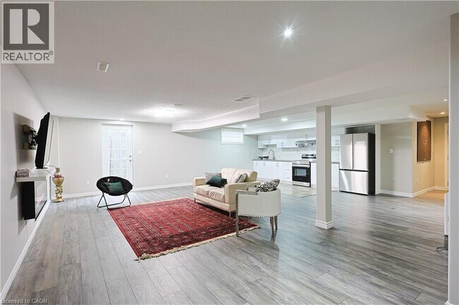 Photo - 49 Woodhatch Crescent