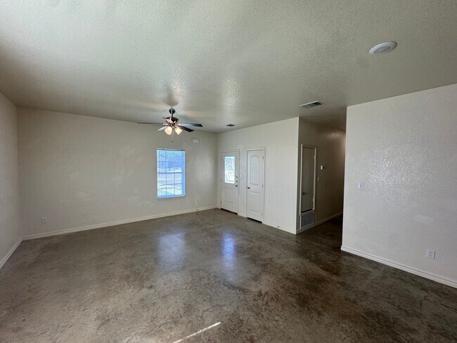 Photo - 143 Carley Ct