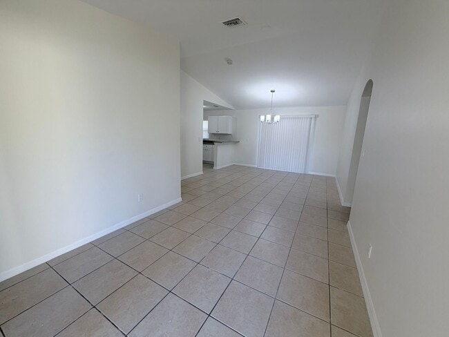 Photo - Recently Remodeled Unidad 4829 28th St SW