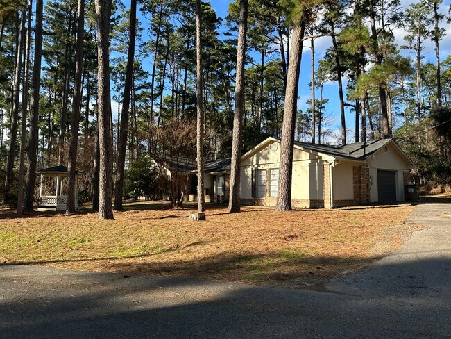 Photo - 509 Green Meadow Trail