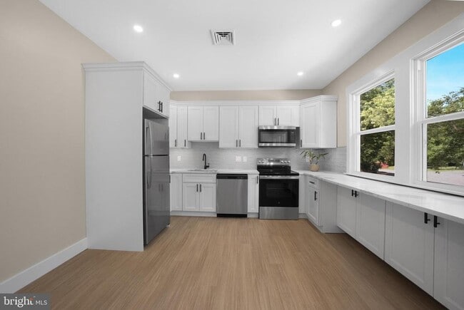 Photo - 71 Dreamland Park Dr Unit 75 REAR