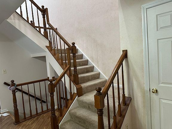 Photo - 920 Sweetflower Dr