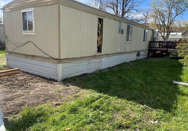 Photo - 104 1st Ave SW