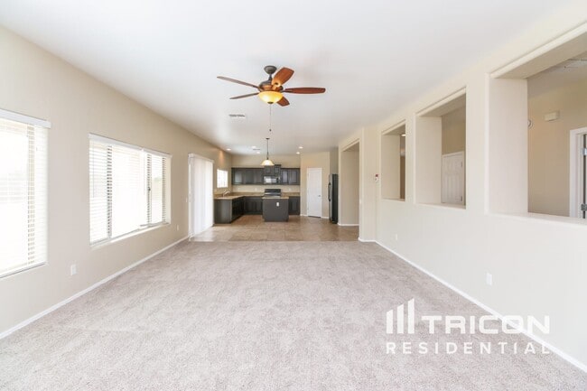 Photo - 43009 W Kristal Ln