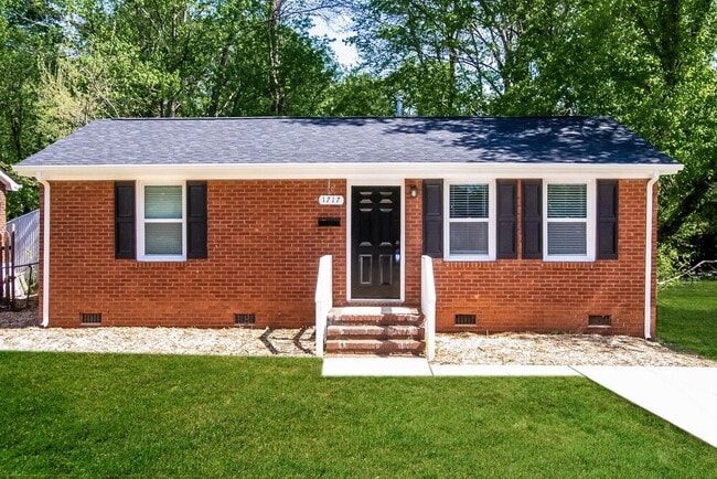 Building Photo - 1717 Purser Dr