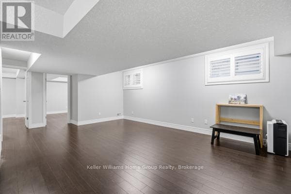 Photo - 115 Dallan Dr