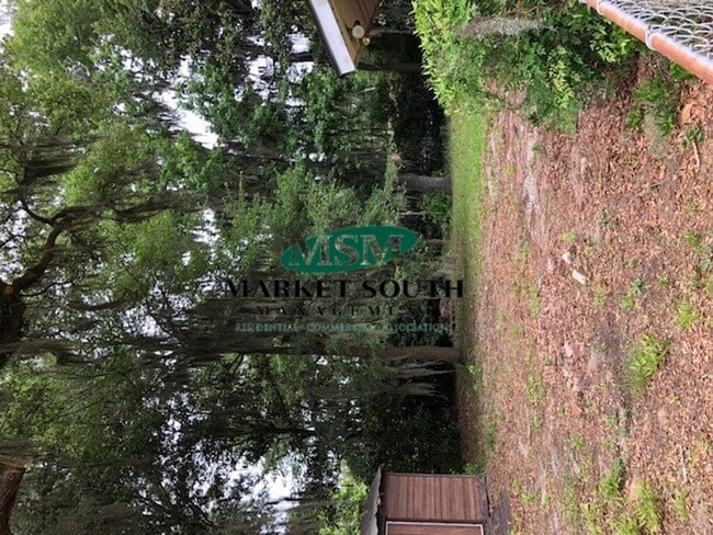 Convenient Southside Location - Convenient Southside Location House