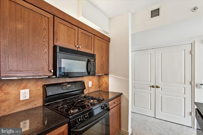 Photo - 616 E St NW Apartment Unit 1208
