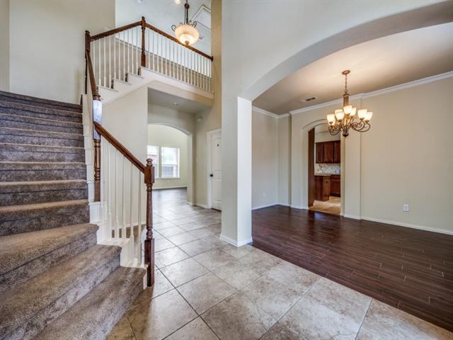 Photo - 7003 Chittamwood Dr