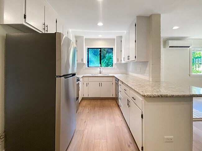 6126 Butterfly Ave Unit A