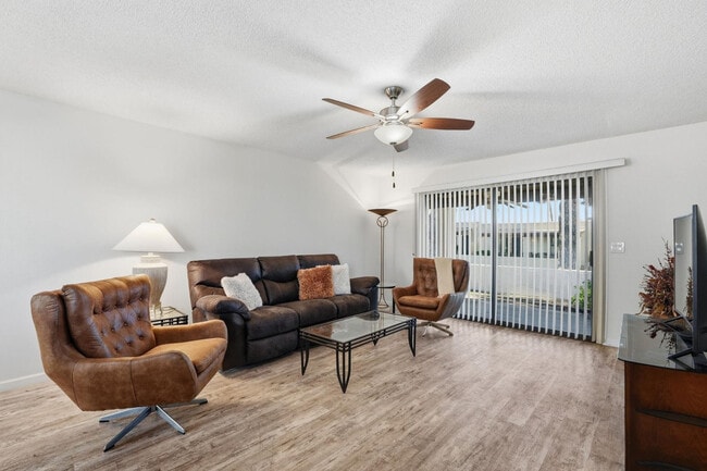 Photo - 650 S Arrowwood Way