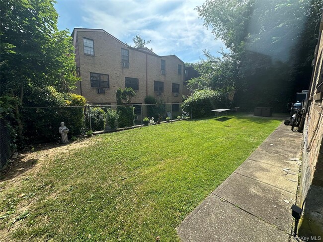 Photo - 61-19 232nd St