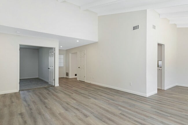 Photo - Beautiful & Large Home in Quiet Gatewood Hills - Private Backyard - 2-Car Garage