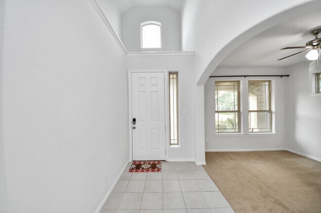 23714 Via Viale Dr