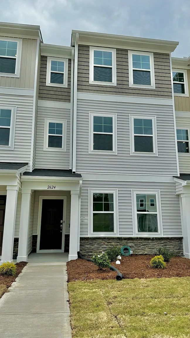 Photo - 2624 Chert Ln