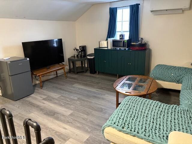 Photo - 4 Pleasant St