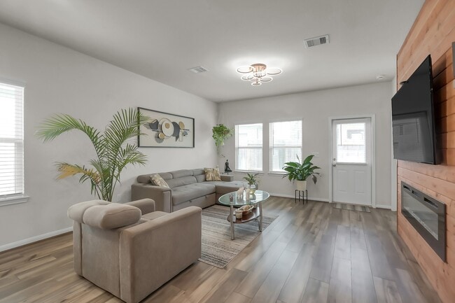 Photo - 8316 Bristlecone Pne Wy