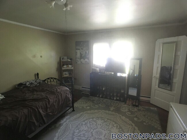 Photo - 29 Newcastle Rd Unit 2