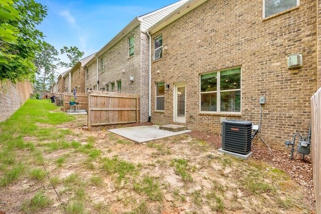 Photo - 6065 Arbor Knoll Pl