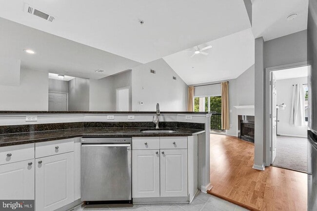 11355 Aristotle Dr Unit 8-413